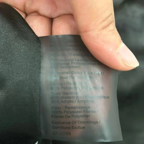 Danier genuine leather coat - Picture 8 of 9